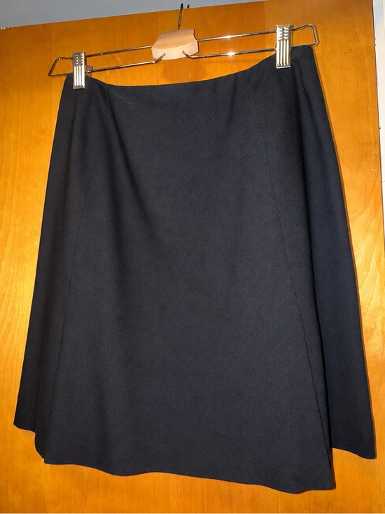 Saks Fifth Avenue Dresses & Skirts - Saks Fifth Avenue Black A-Line Skirt